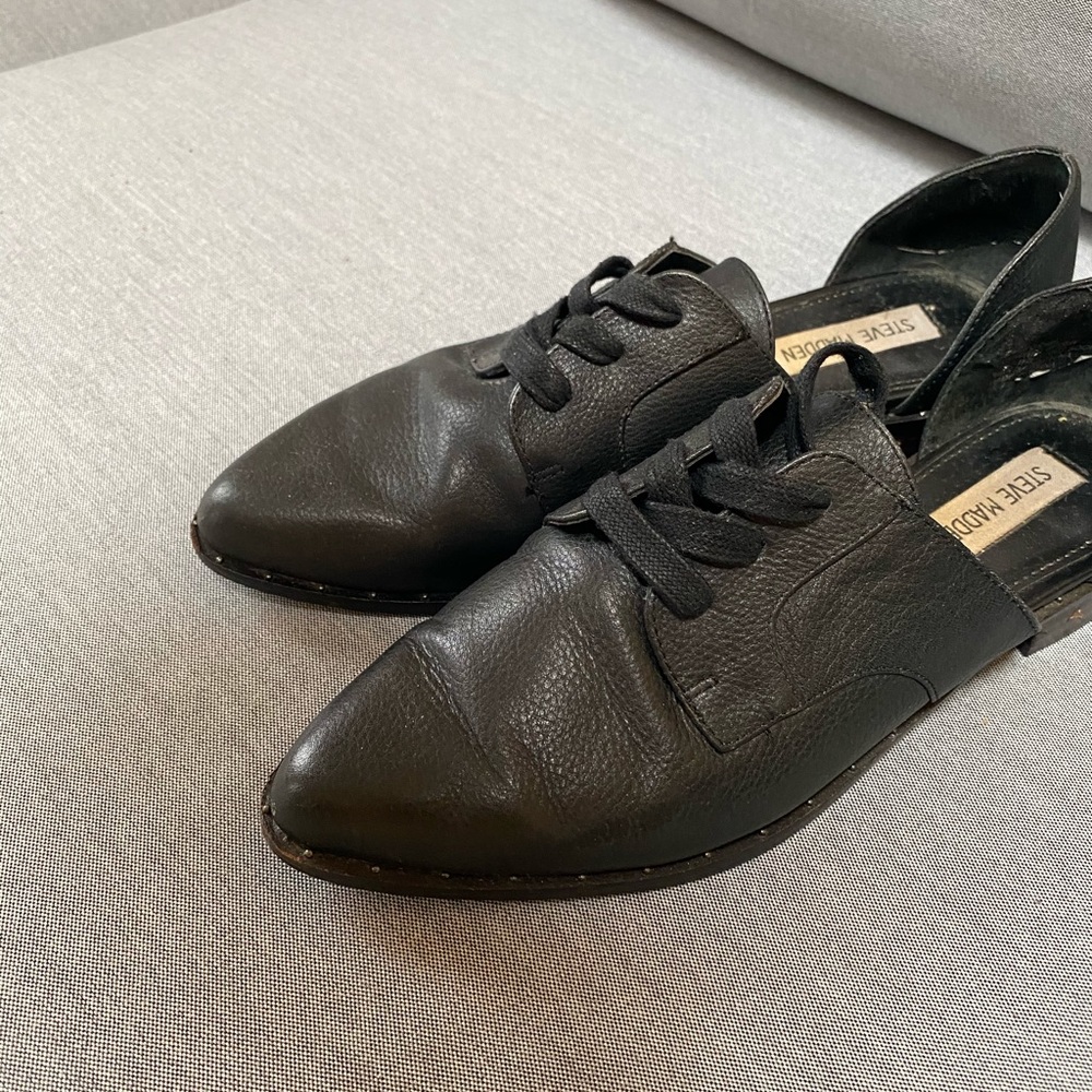Steve Madden Cut Out Black Loafers